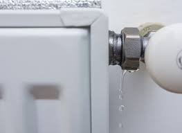 Drypper din radiator – før vi skal slibe gulvene?